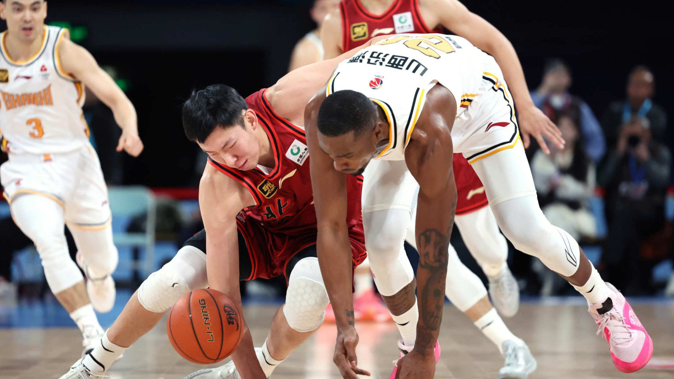 中国球队遭遇惨败，未能晋级强