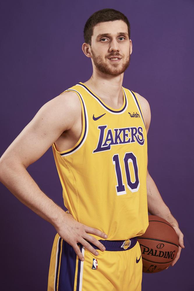 乌克兰射手接受转会谣言，引发球迷猜测