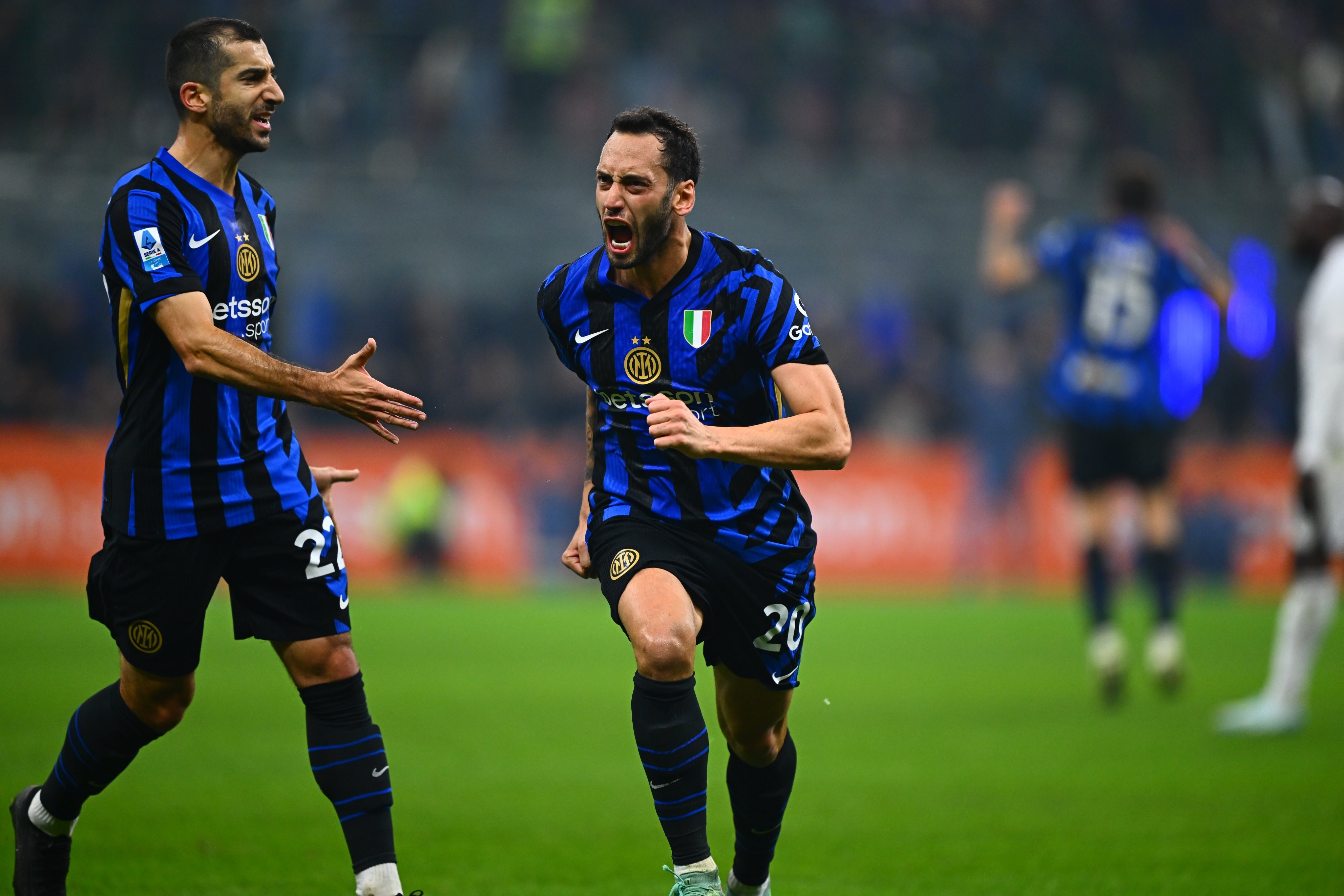 那不勒斯击败对手，取得重要胜利