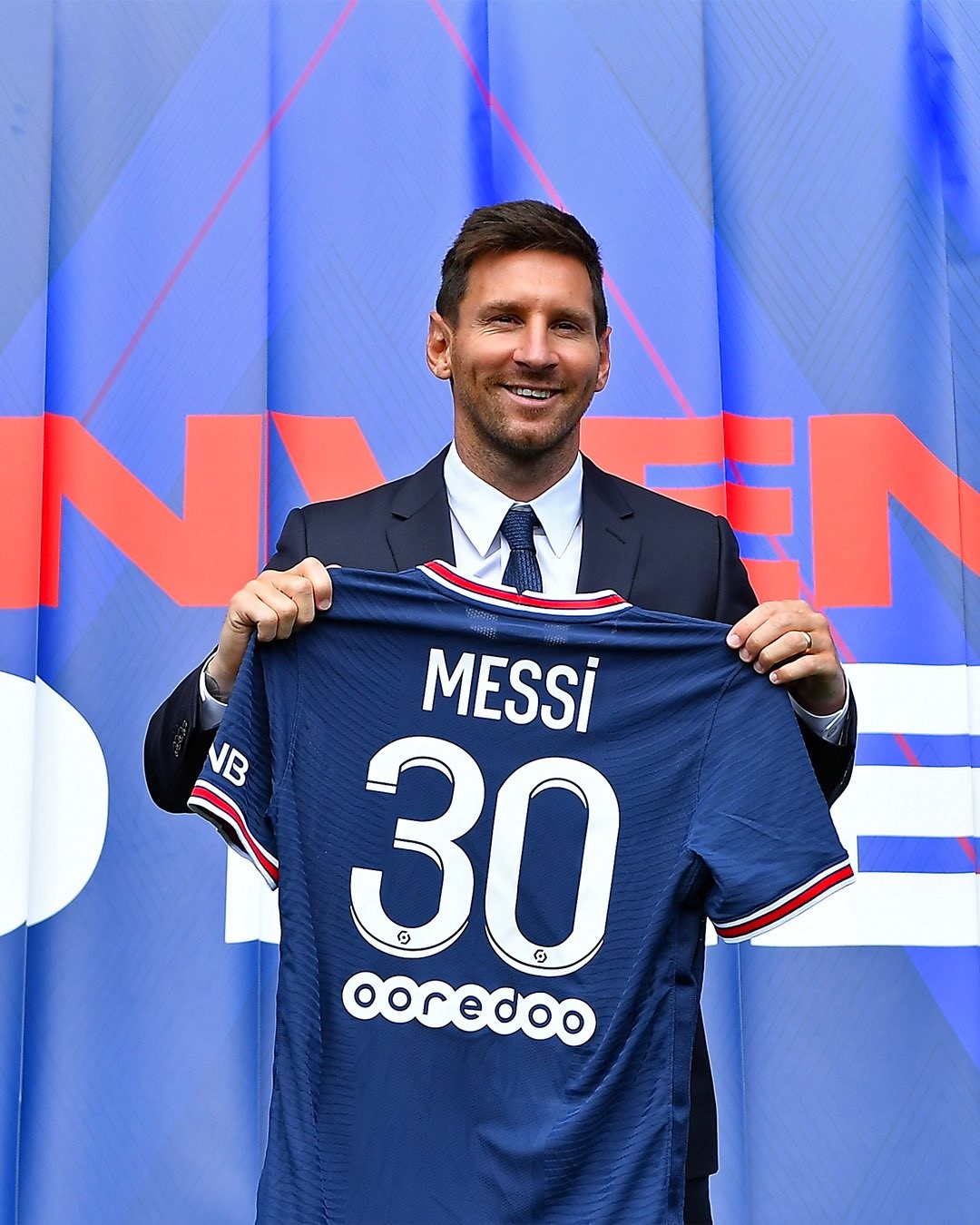  梅西关键节点回归赛场，巴黎圣日耳曼带队取胜！