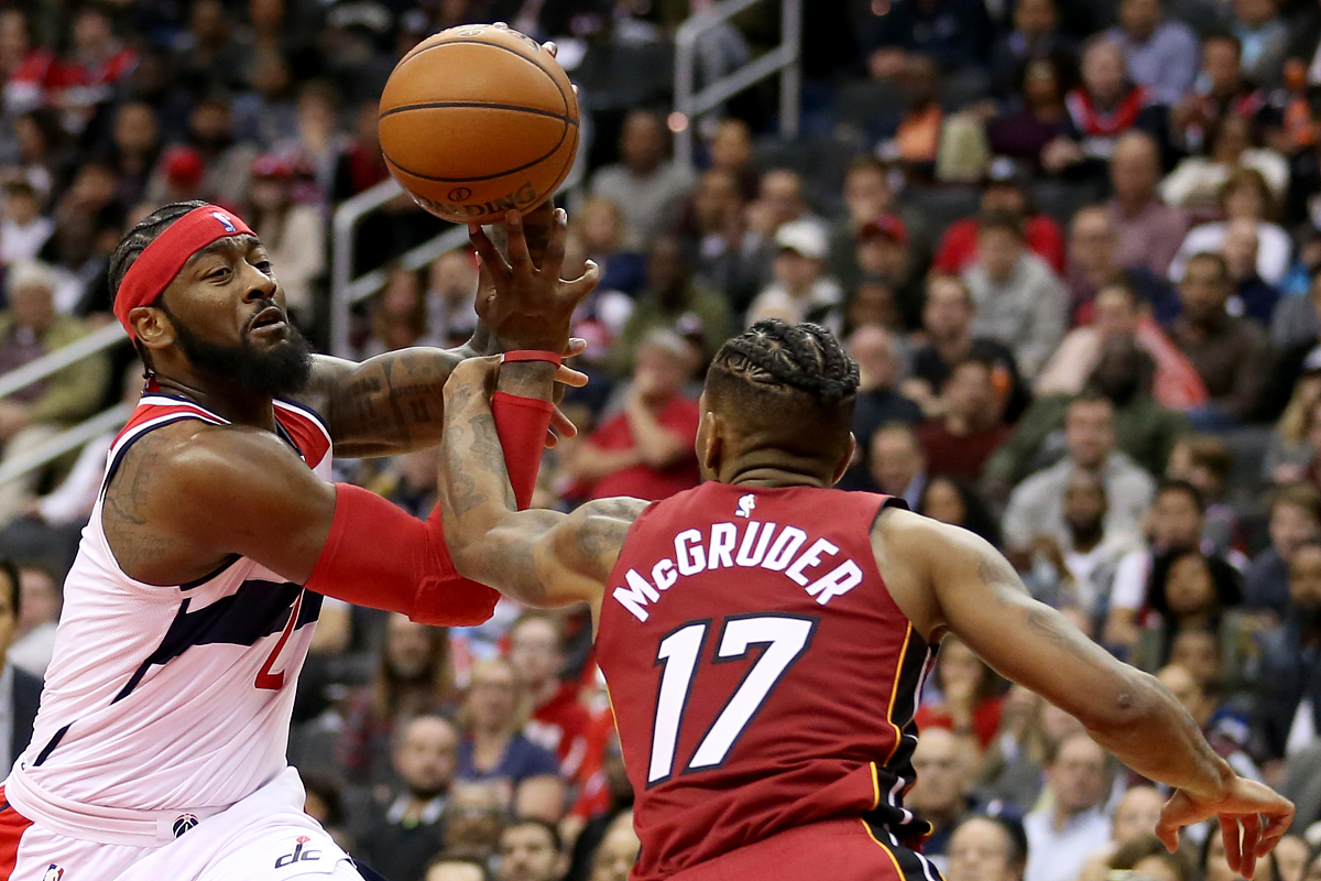 包含哈登回归赛场，关键助攻首场状态亮眼，德国队观众沸腾！的词条