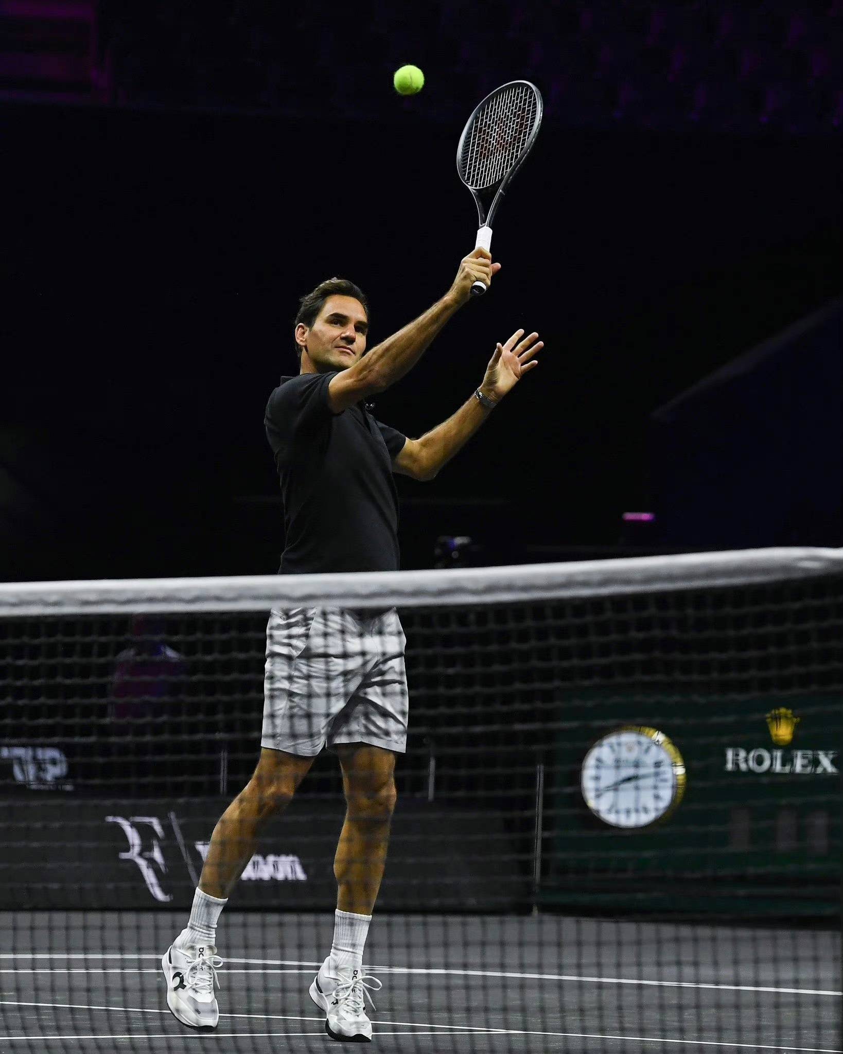 费德勒在G2比赛中高光表现，战术调整引发热议！的简单介绍